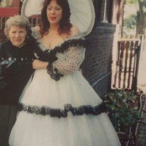 Meet your Posher, Debra